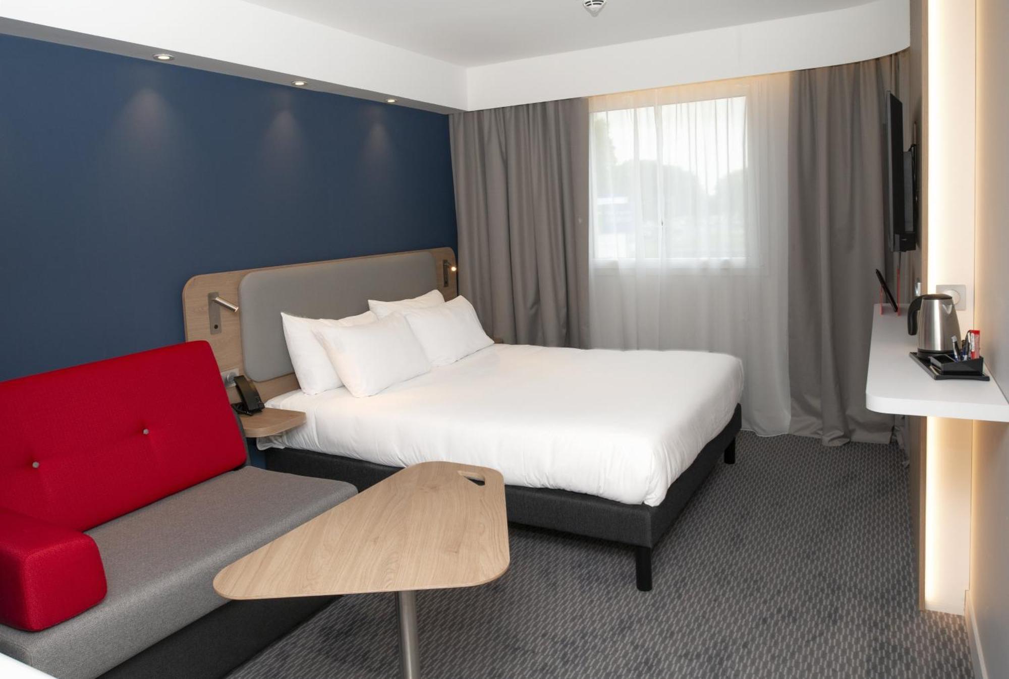 Holiday Inn Express Caen Epron By Ihg 外观 照片