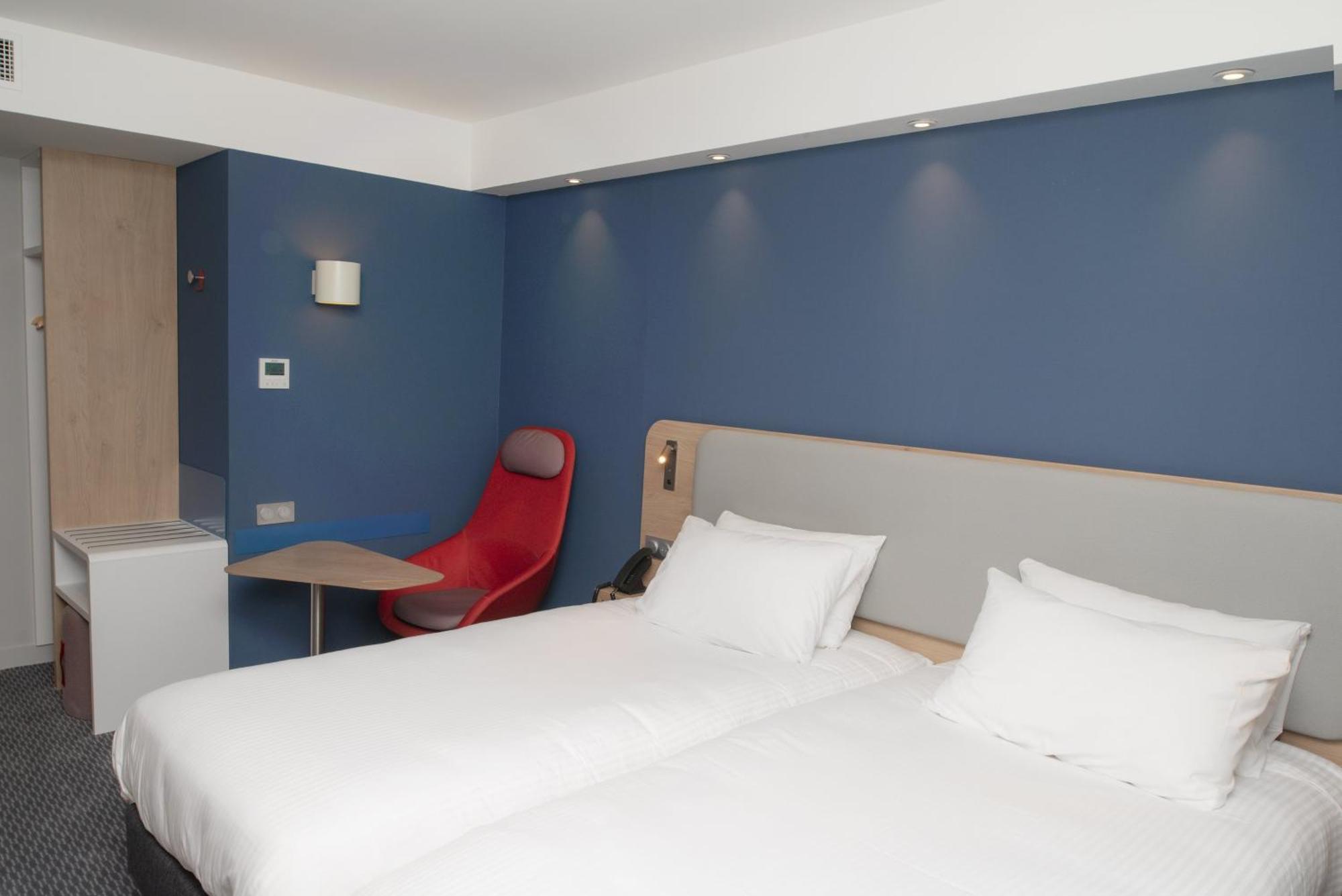 Holiday Inn Express Caen Epron By Ihg 外观 照片