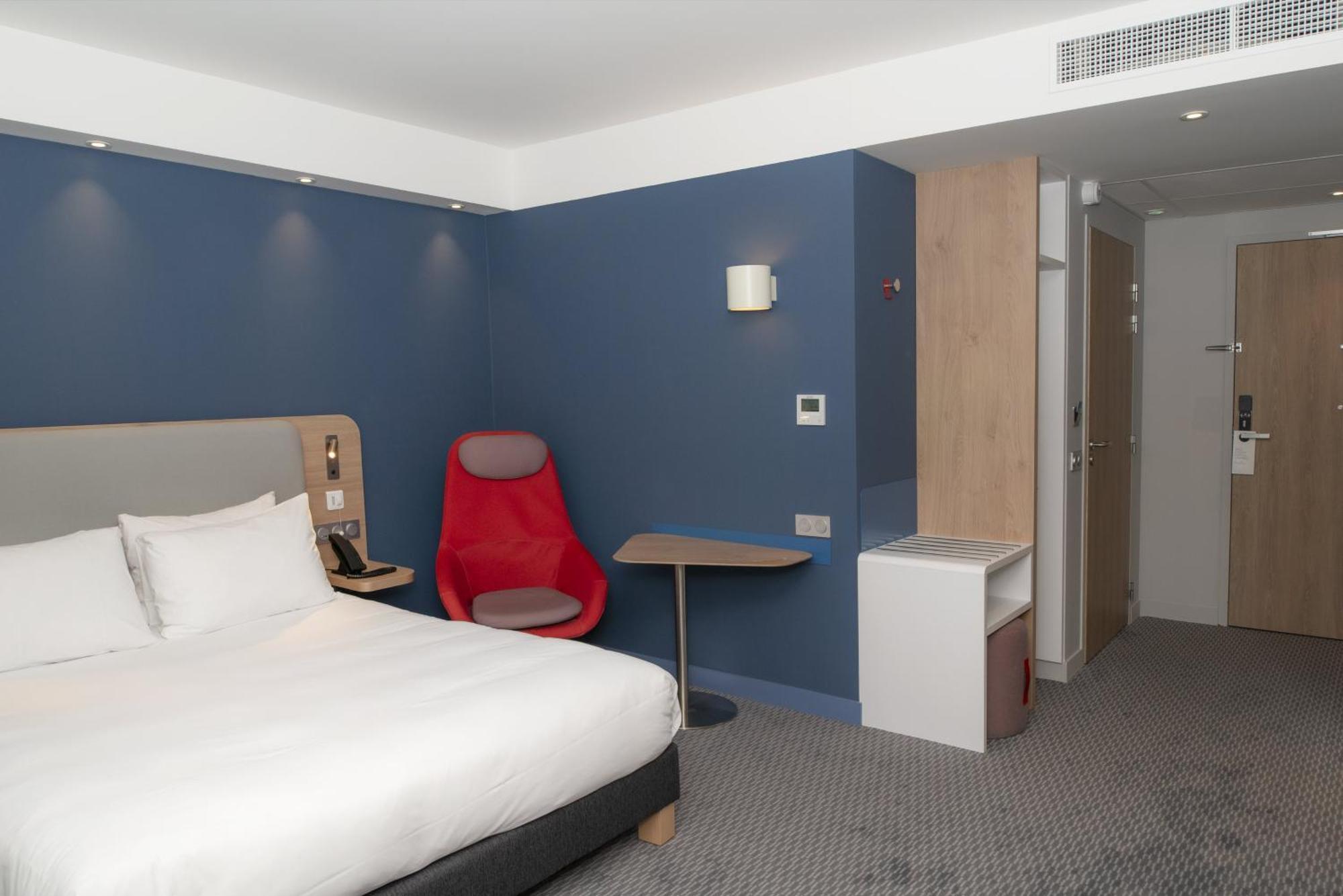 Holiday Inn Express Caen Epron By Ihg 外观 照片