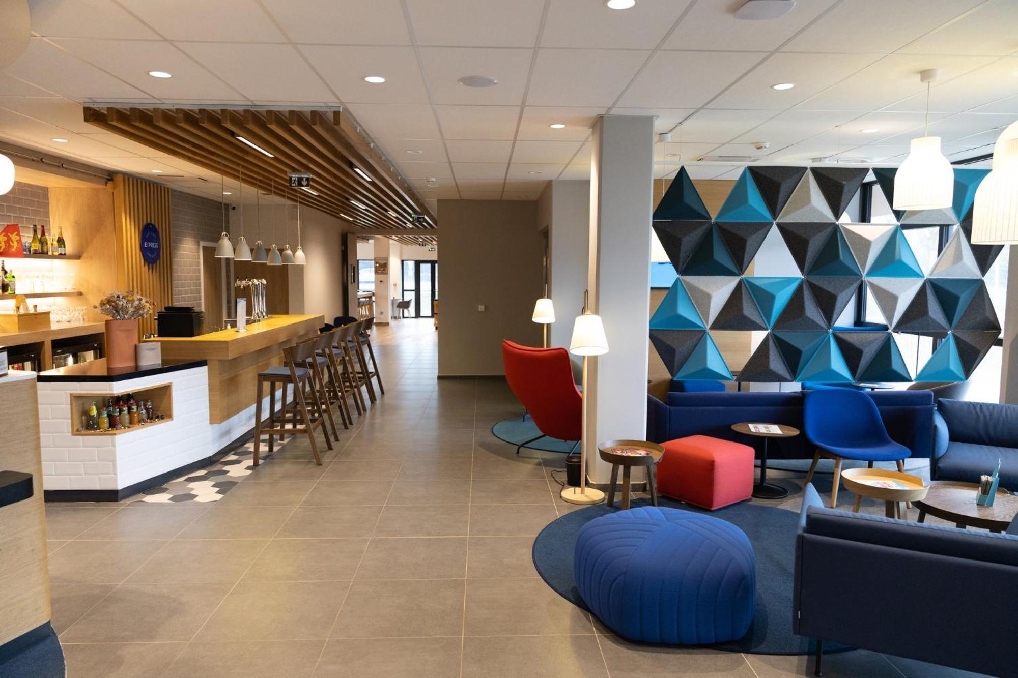 Holiday Inn Express Caen Epron By Ihg 外观 照片