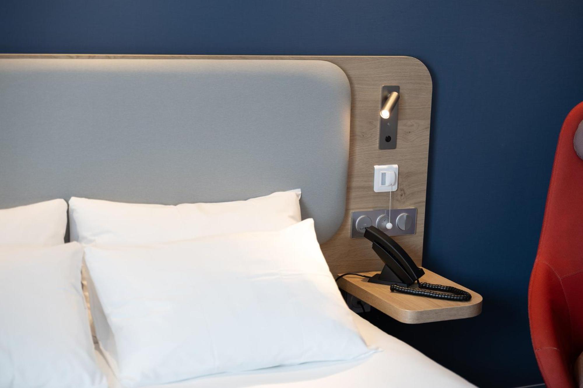 Holiday Inn Express Caen Epron By Ihg 外观 照片