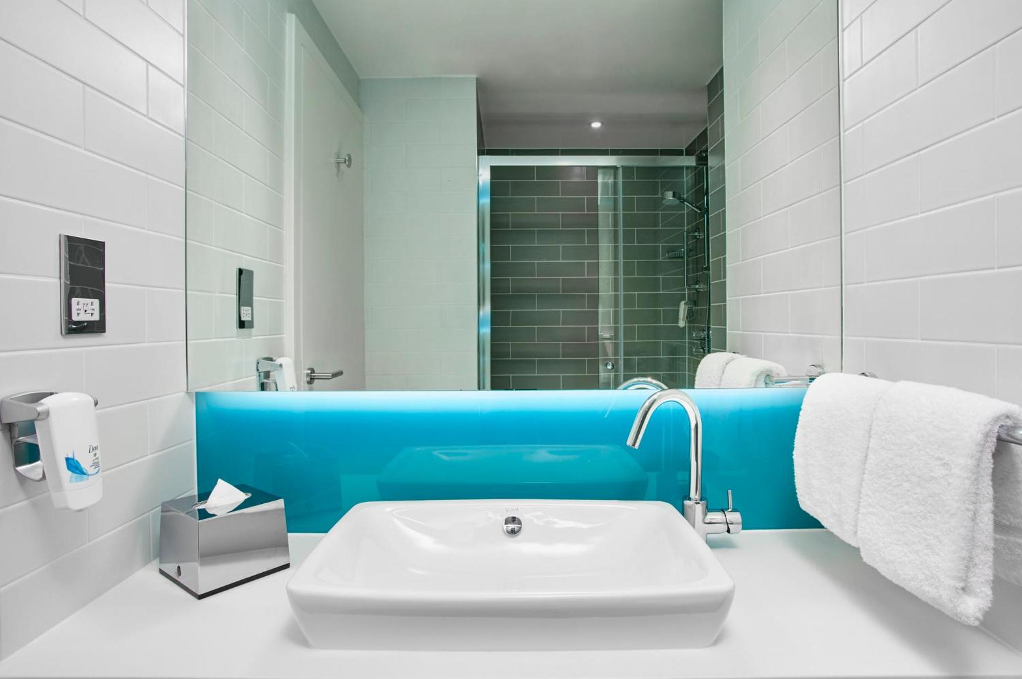 Holiday Inn Express Caen Epron By Ihg 外观 照片